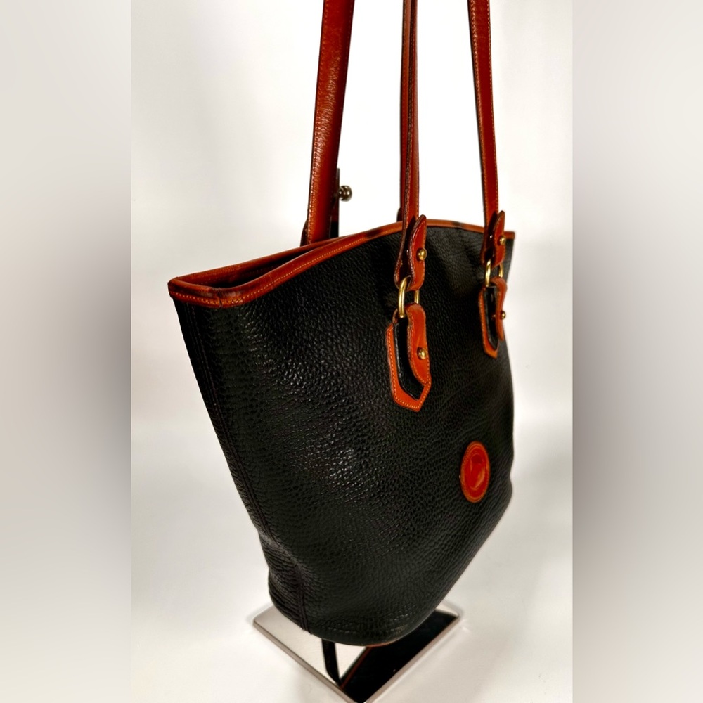 Dooney & Bourke Vintage Leather Shoulder Tote Bag - Picture 7 of 13